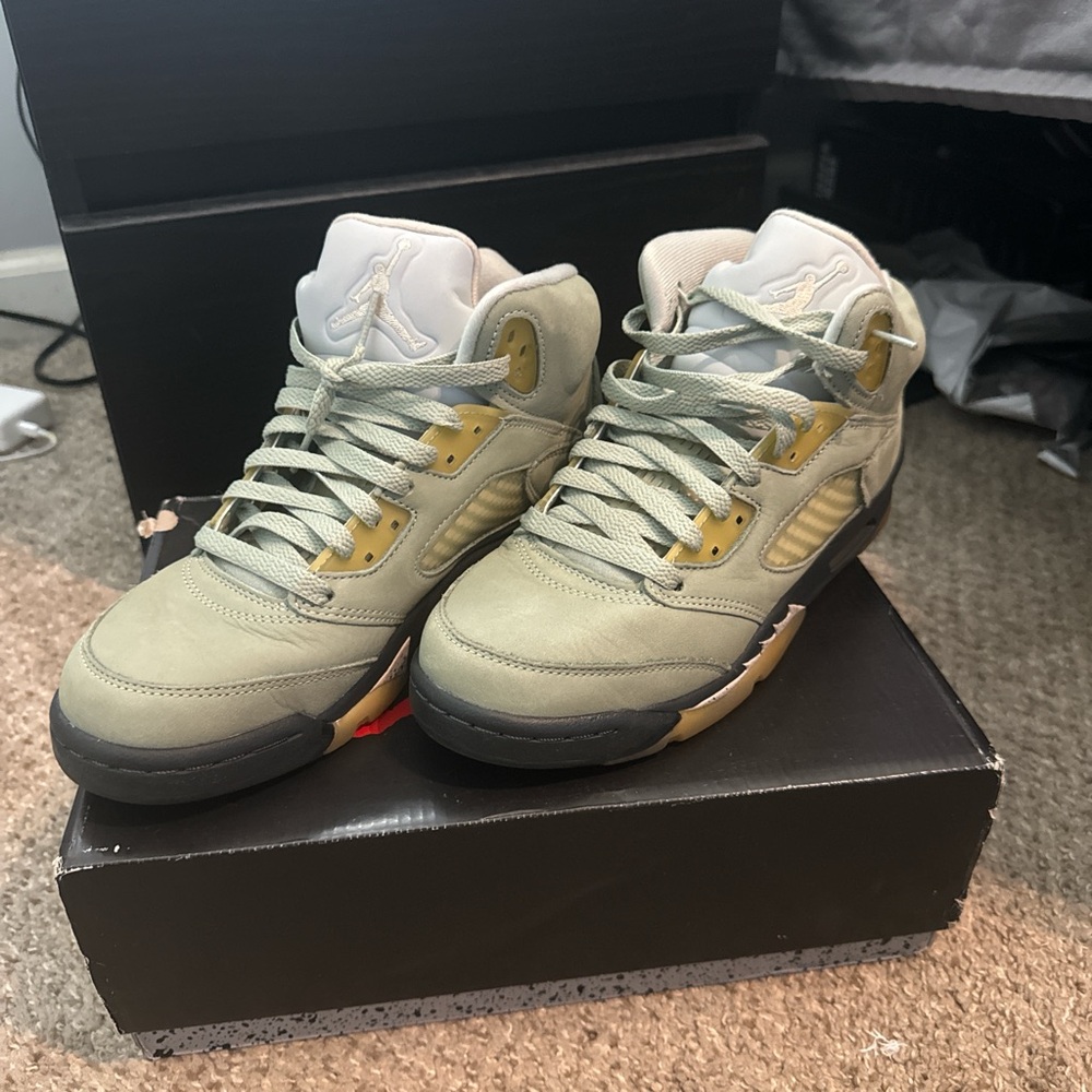 Air Jordan 5 Retro 'Jade Horizon'